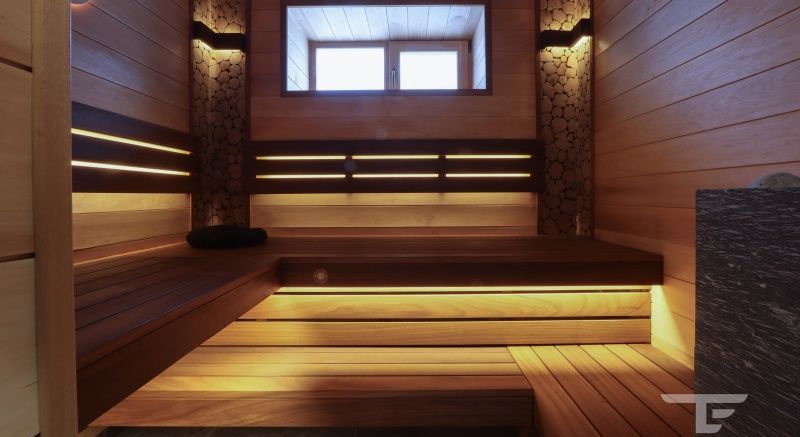 Баня из ольхи и с печью в талькомагнезите.