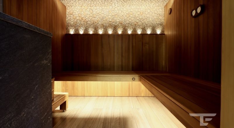 Парящий полок в бане