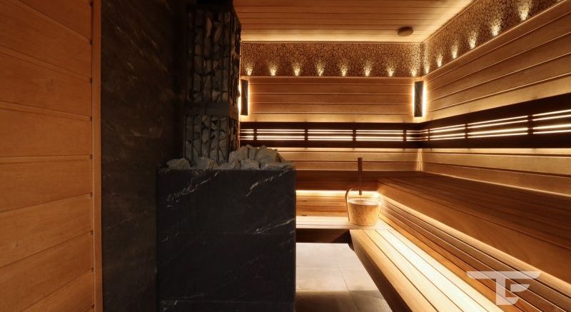 Загородный дом с банным комплексом