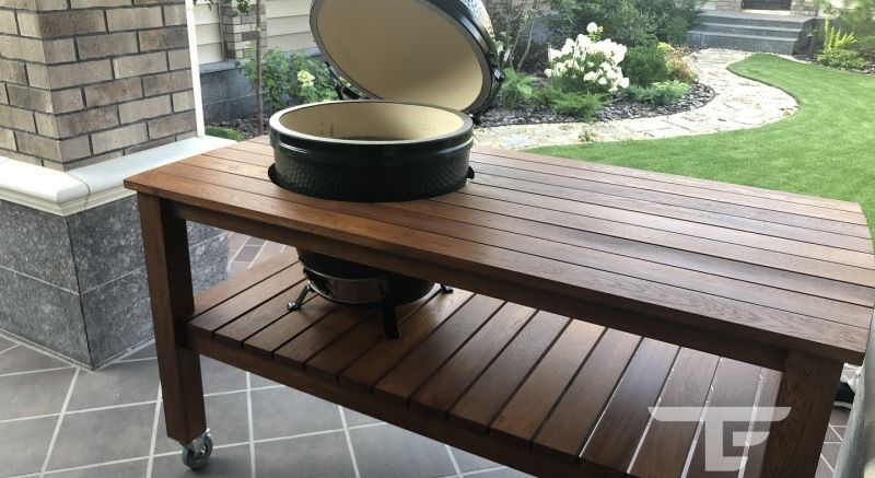 Угольный гриль встроенный в стол